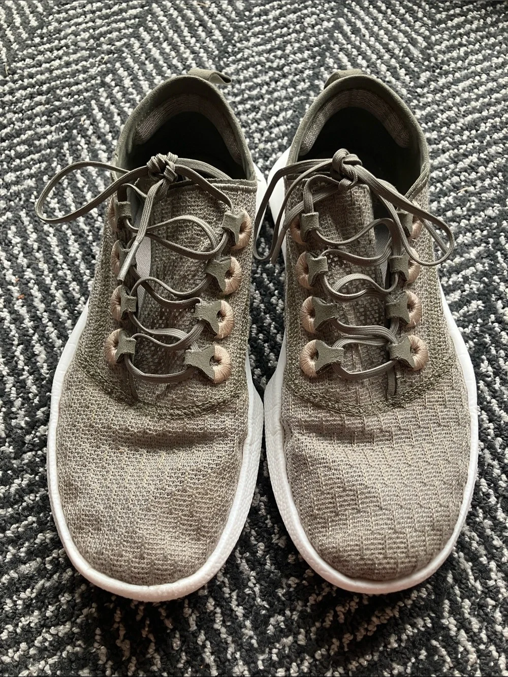 Allbirds women’s Lightweight Knit Casual Sneakers - Olive